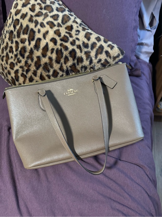 Coach Handbags - Coach Taupe Leather Tote Bag - Coach Signature Zip-Top Tote in Taupe NWOB